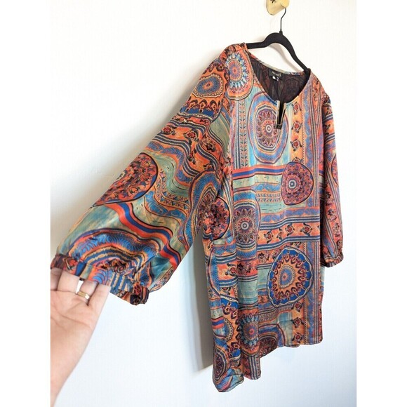 Presence Tunic Blouse Womens Plus Size 2X-3X Multicolor Geometric Satin Silky - Picture 6 of 10